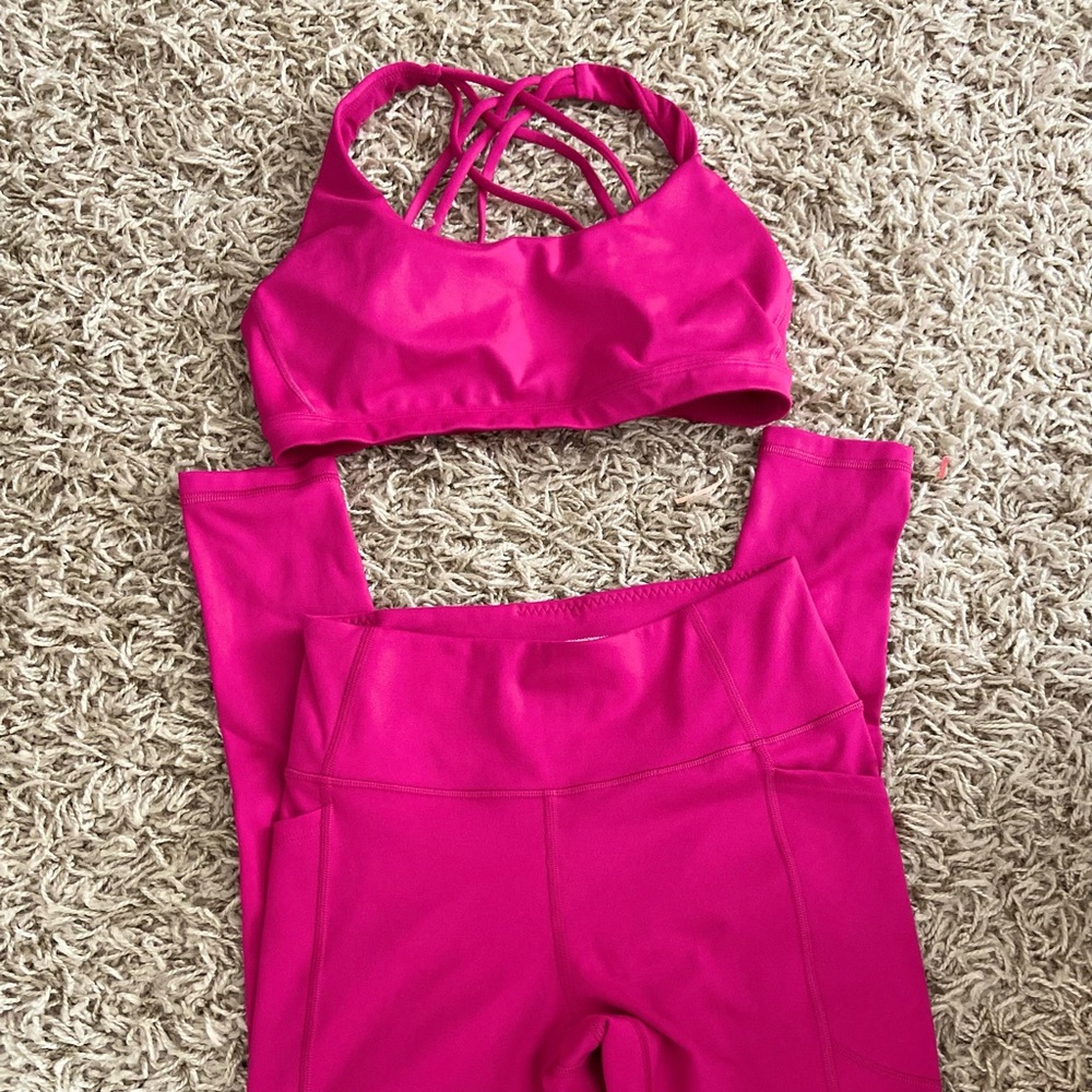 Victoria’s Secret activewear set, size 6/m